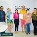 Tibau realiza entrega de financiamento do Programa Microcrédito a empreendedores